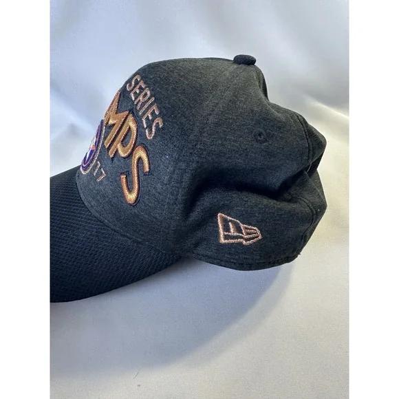 Era 39Thirty Houston Astros Graphite 2017 World Series Champions Hat Cap - Picture 2 of 7